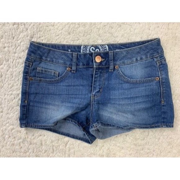 SO Size 7 Womens Shorts Shortie Stretch Mid Rise Med Wash - Picture 1 of 4